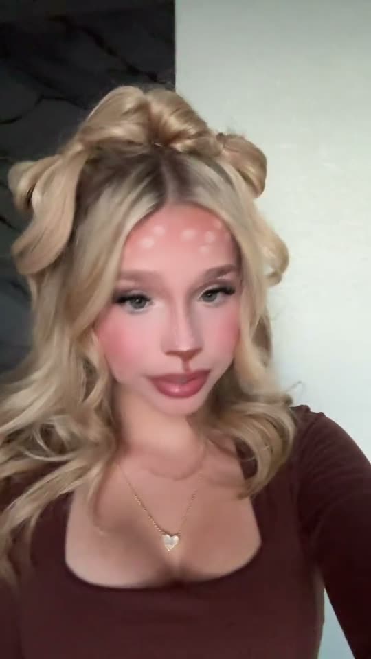 Deer makeup and hairstyle