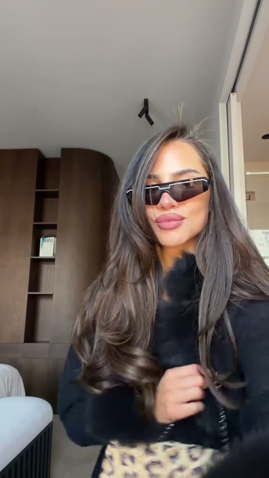 Woman shows fall outfits